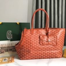 Goyard Pet Bags